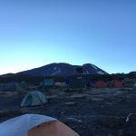 Sept jours sur le Kilimandjaro, récit de randonnée : vivez l’ascension de la plus haute montagne d'Afrique comme si vous y étiez. Carnet de trekking.