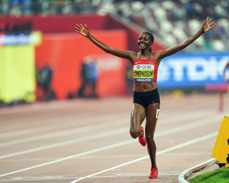 Beatrice Chepkoech bat le record du monde du 5 km