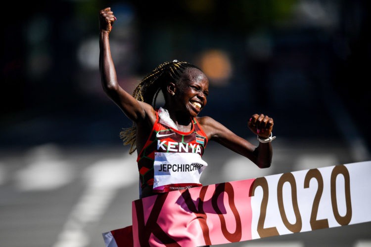 JO 2020 / Marathon – Les Kenyanes Peres Jepchirchir et Brigid Kosgei médaillées d&rsquo;or et d&rsquo;argent