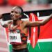 JO 2020 / Athlétisme – La Kényane Hellen Obiri remporte l’argent sur le 5000m, Gudaf Tsegay (Éthiopie) s’offre le bronze