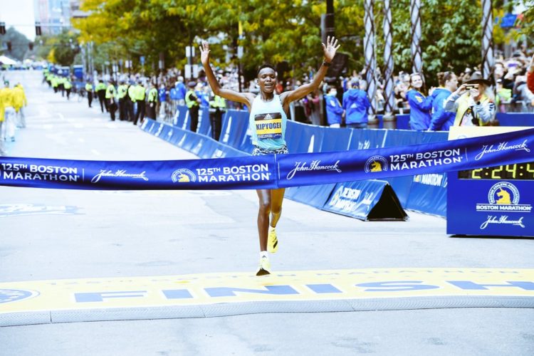 La Kényane Diana Chemtai Kipyogei remporte le marathon de Boston
