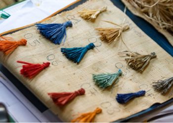 Made for a Woman, le raphia, une œuvre d’art ?
