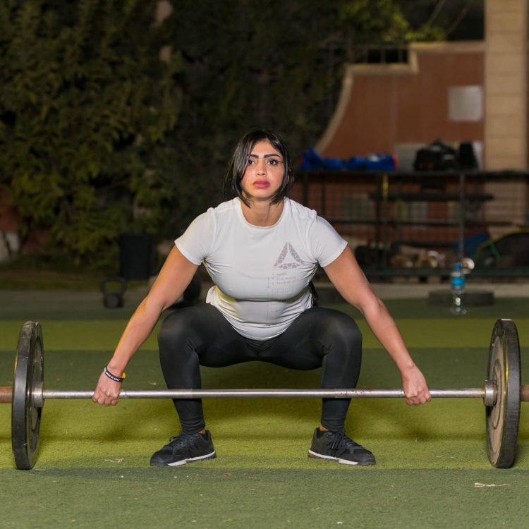 La routine sportive de Nisrine Fathi (@nisrine_fathi)