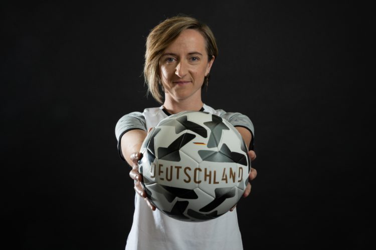 « Une fille ne devrait pas se poser la question de savoir si elle peut jouer au foot », Stéphanie Broutin, Decathlon