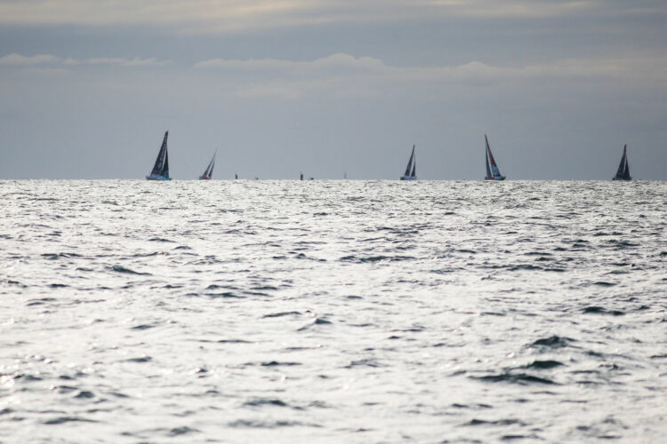 Voile – La Sud-Africaine Kirsten Neuschäfer, seule femme à participer à la Golden Globe Race