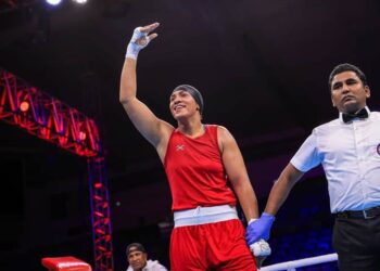 Championnats du monde de boxe – Khadijda El Mardi remporte l’or