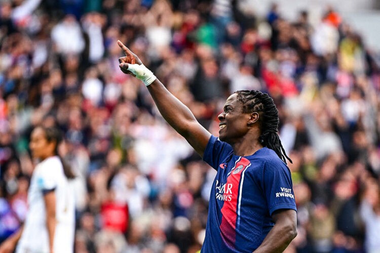 Football – Tabitha Chawinga élue meilleure joueuse de la saison de D1 Arkema !