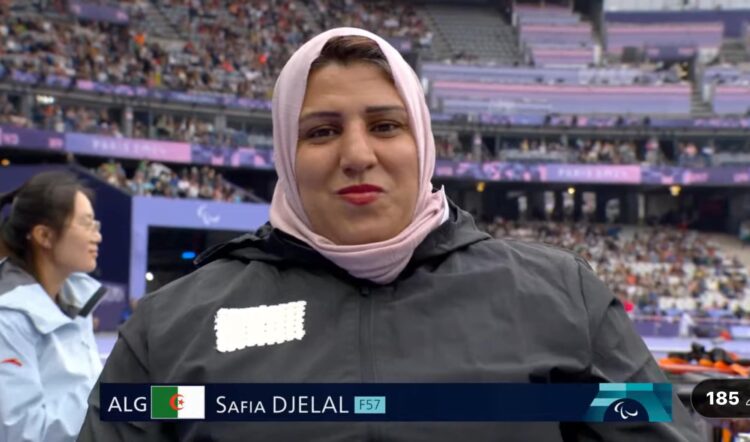 Jeux Paralympiques 2024 / Lancer du poids (F57) – Les Algériennes Safia Djelal et Nassima Saifi en or et en bronze