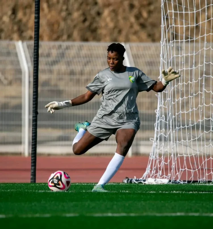 Football – Insolite : Une gardienne togolaise marque un doublé et délivre trois passes décisives dans le même match !